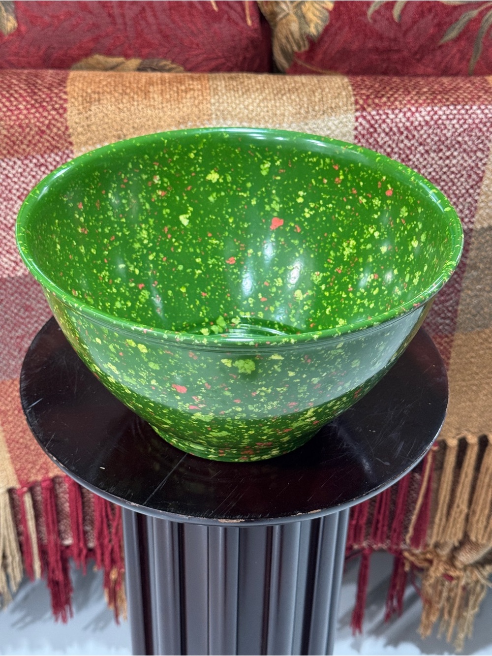 Rachel Ray Melamine Green Speckled Large Bowl with Yellow Red Accents